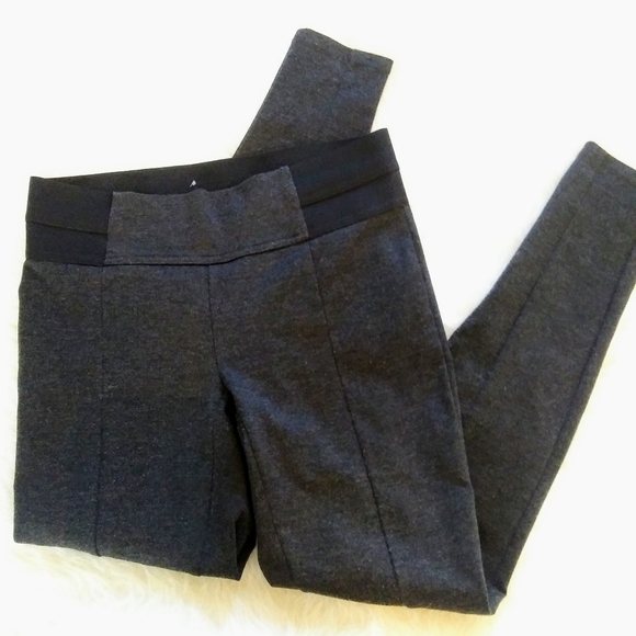 Daisy Fuentes Pants - 4/$20 Daisy Fuentes Charcoal Gray Leggings Small